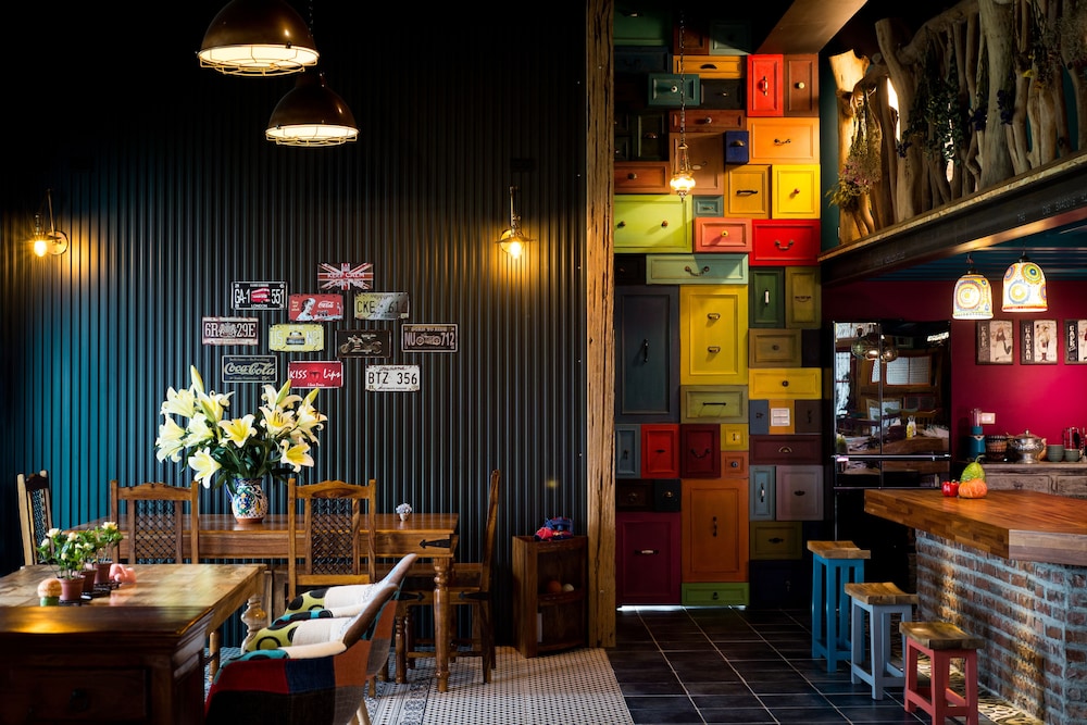 Fly Inn Yilan