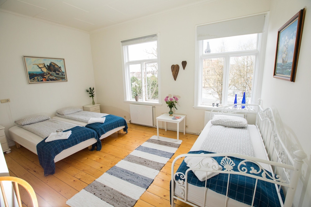 Central Guesthouse Reykjavik