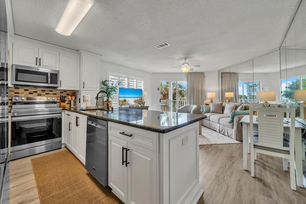 Gulfview II 218