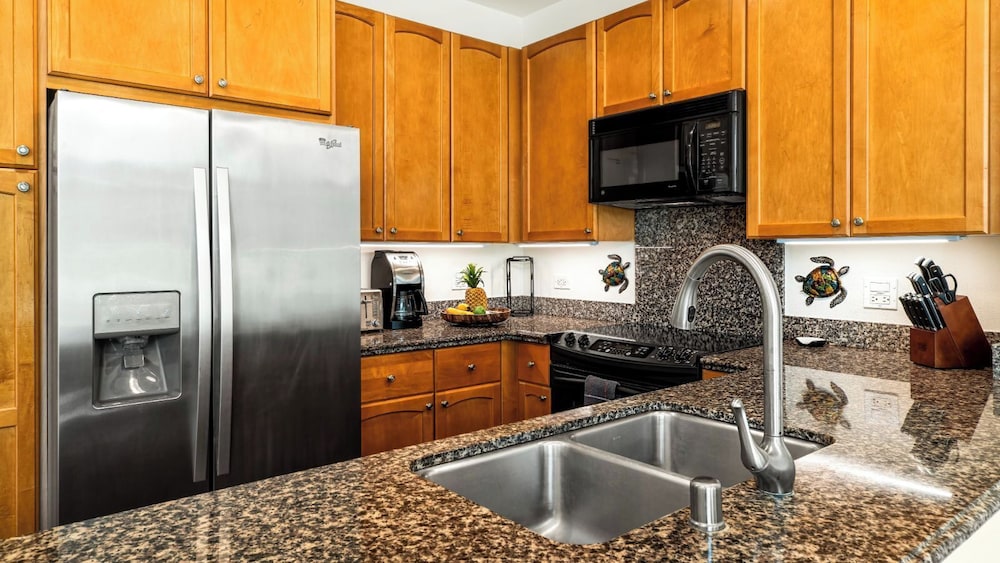 Concierge Included - Close to Pool - AC & Wifi! - Vrkcv