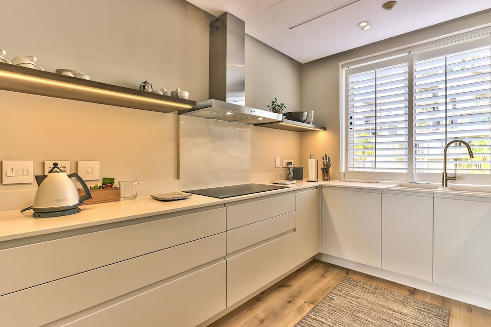 Superior Three Bedroom Apartment