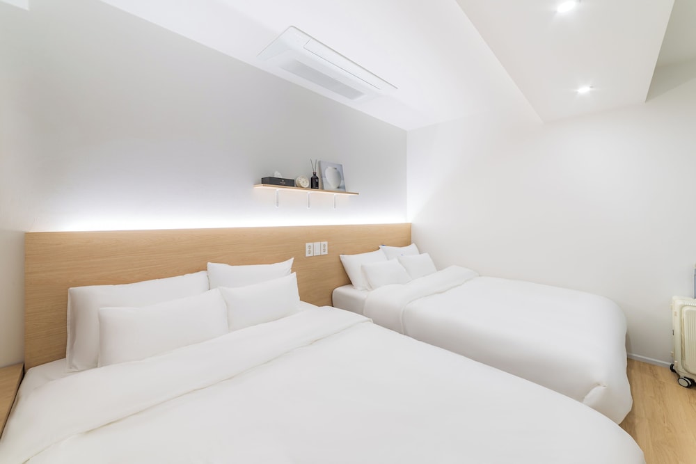 Hi Seoul Hostel Myungdong West