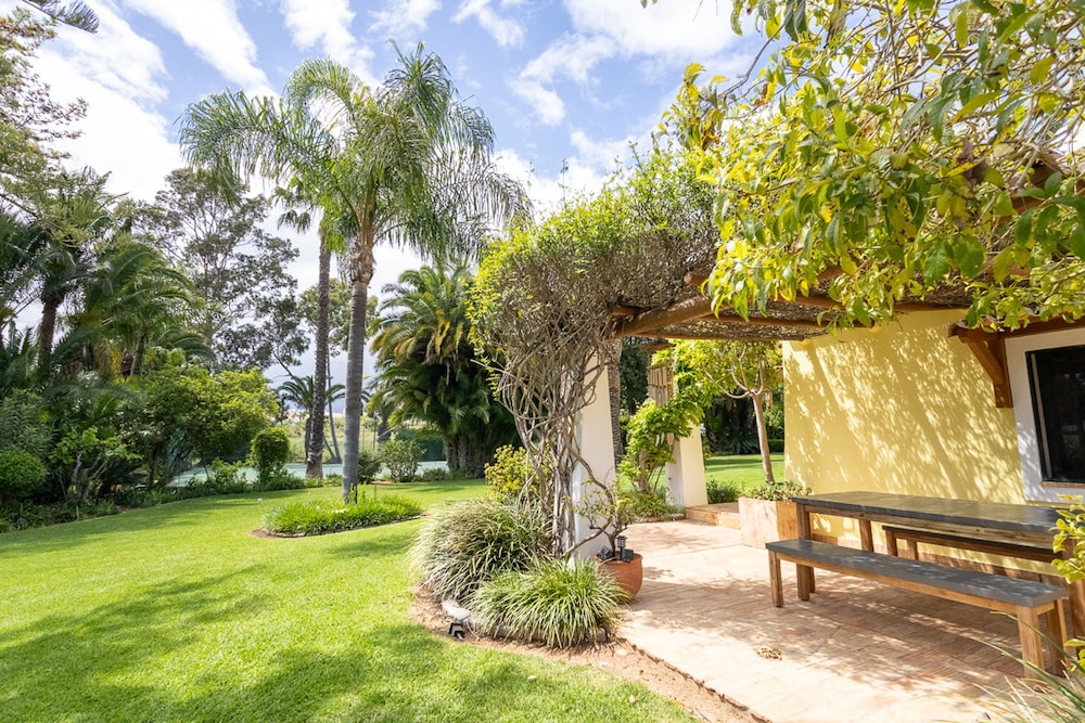 Splendid Penina Country House Retreat