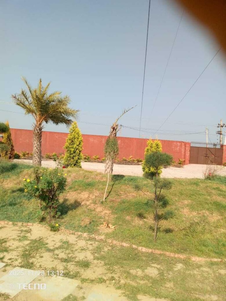 Krishna Farm