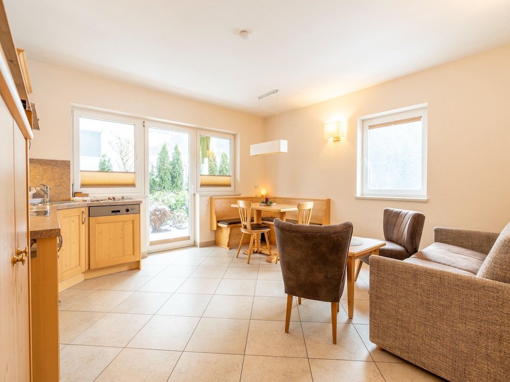 Garden Apartment Near Wildkogel Ski-lift