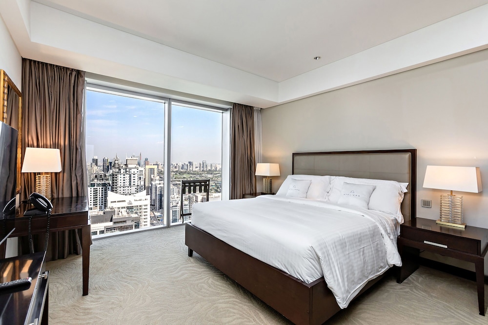 Marriott 1BR Apartment with Marina View