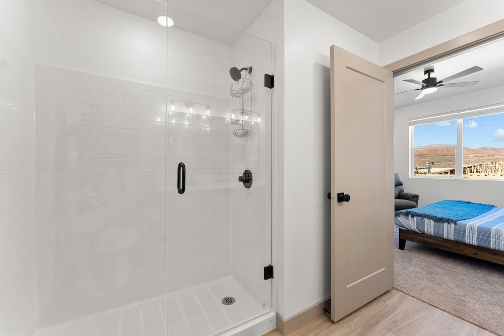 Sweet Retreat 3 Bedroom Condo