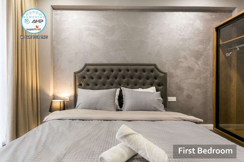 Henry Studio Luxury 2BR SWPool 17th