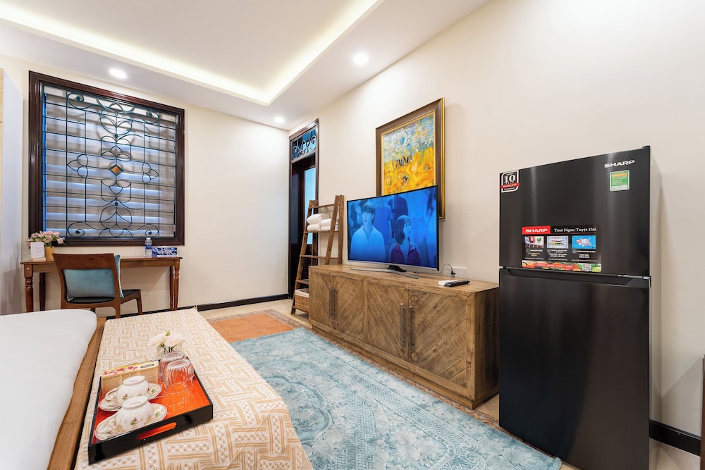 Nguyen Le Home