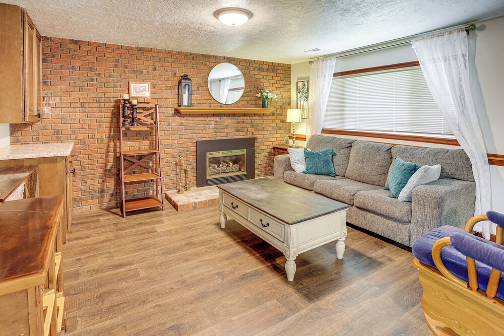 Spacious Rock Springs Stay Near Shops & Dining!