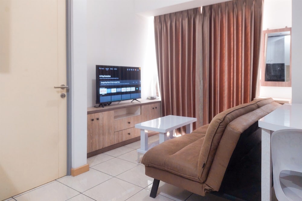 Comfy 1Br Apartment At M-Town Residence