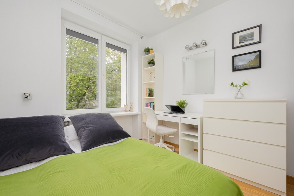 Sunny Heart of Warsaw by Renters