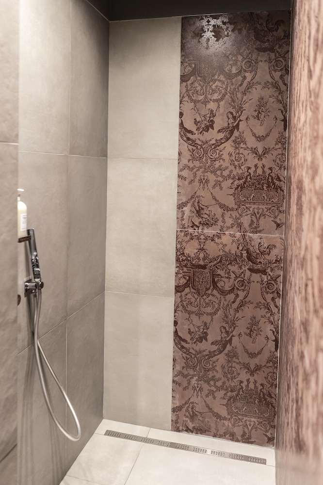 Three Rooms Toledo Luxury