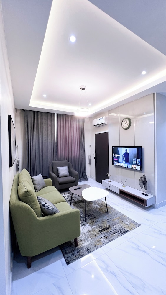 HOUSE 3204