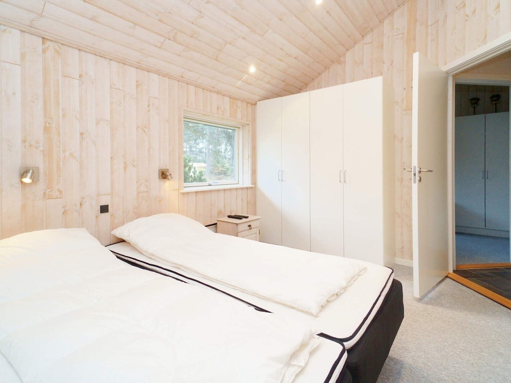 10 Person Holiday Home in Rodby view 4