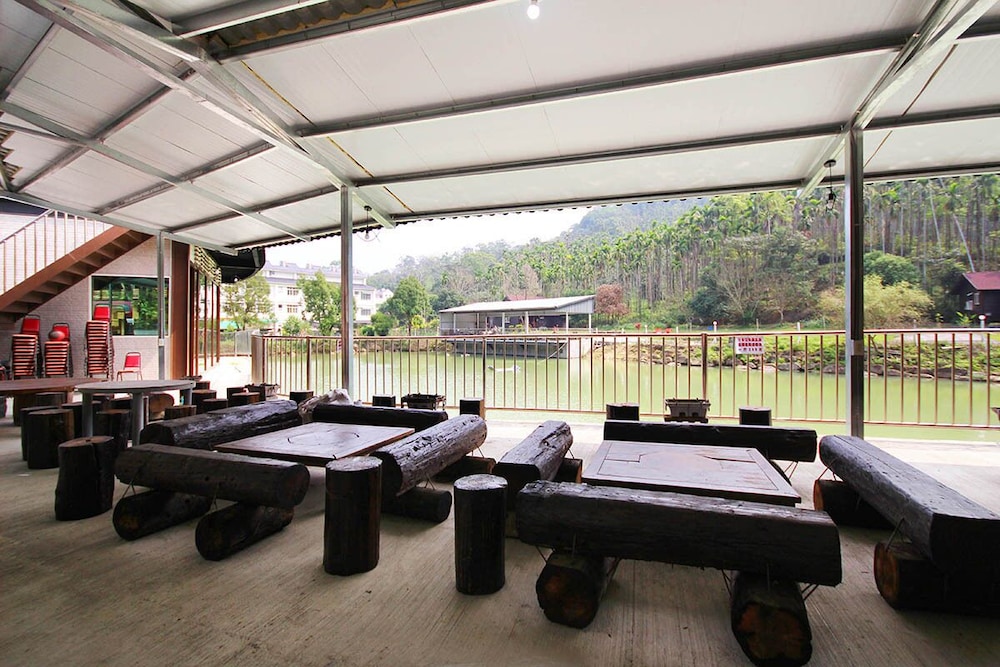 Double Lake Villa