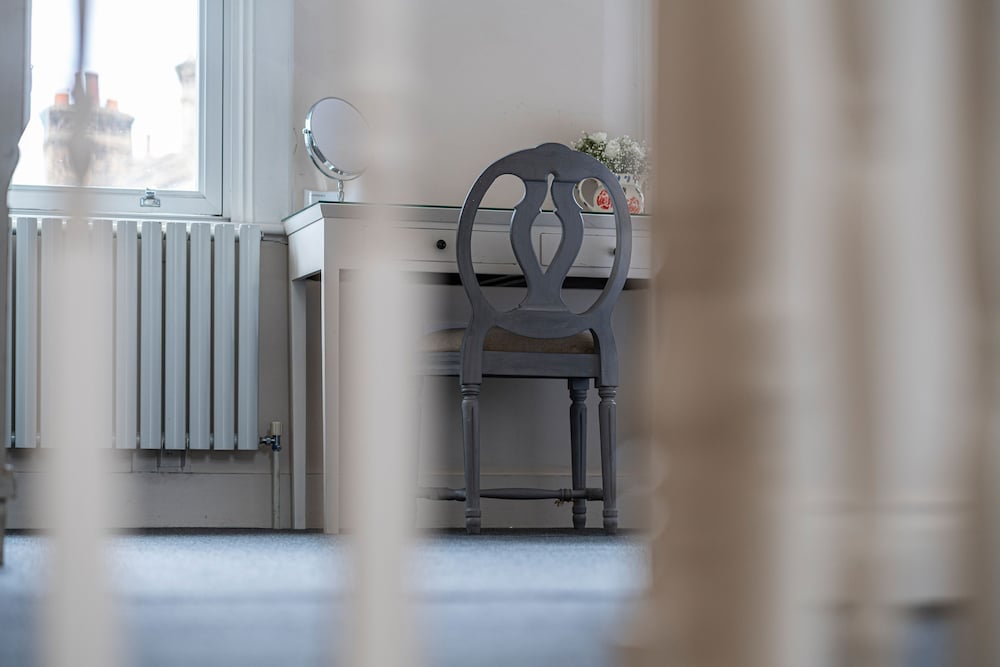 Lovely Battersea Home by Underthedoormat