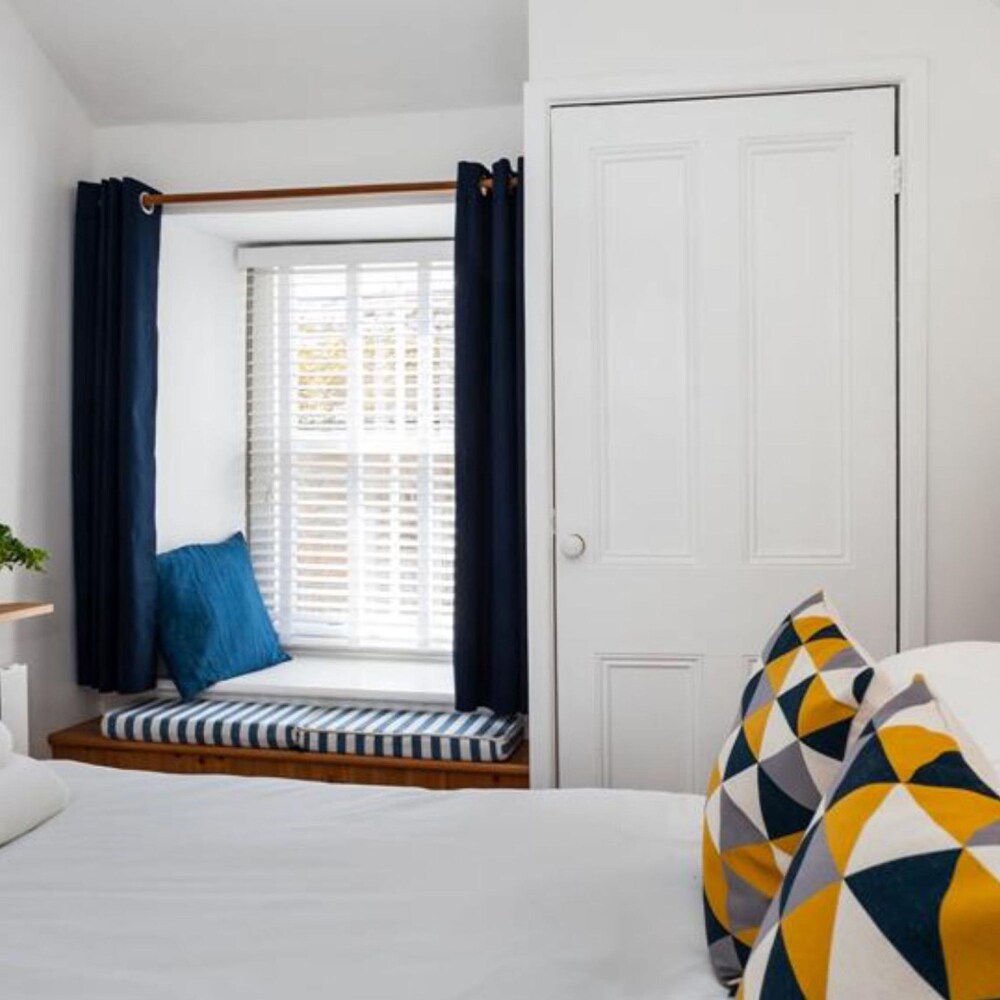 Charming Mousehole Cottage