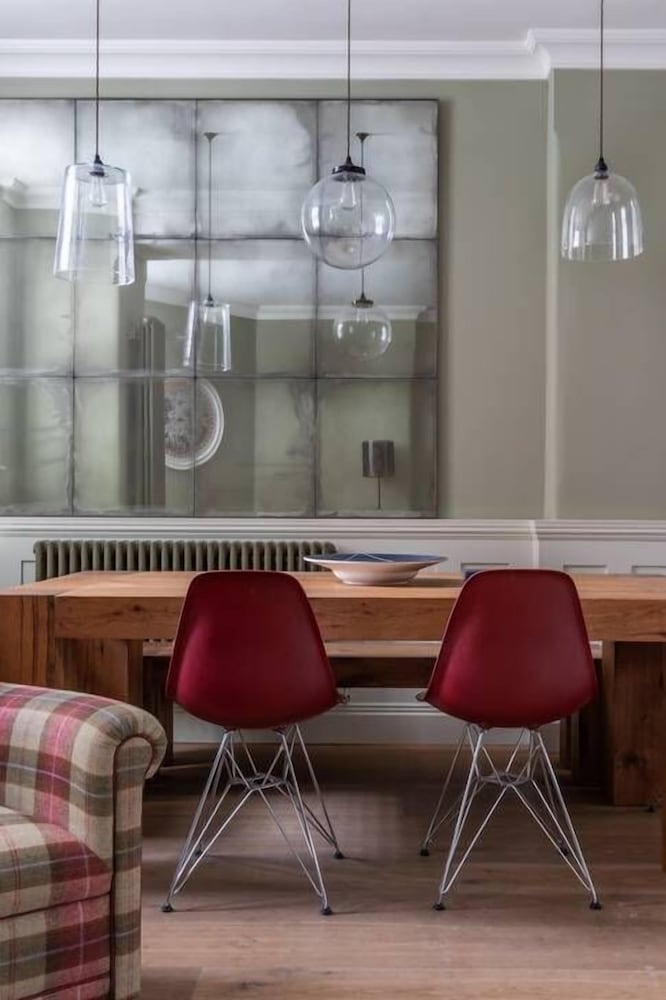 Drury Lane II by Onefinestay