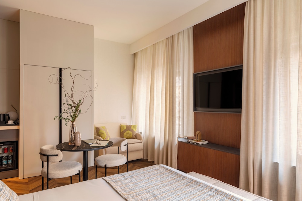 LUMERA STAY - Brera