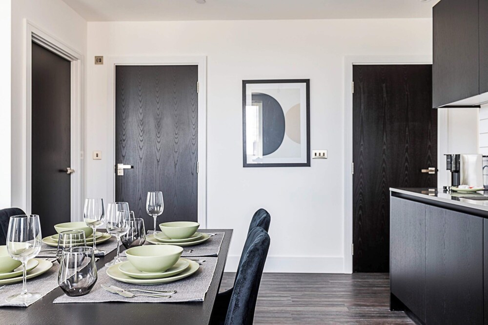 Luxurious West London Apartment