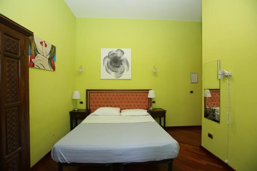 Nika Hostel photo 2