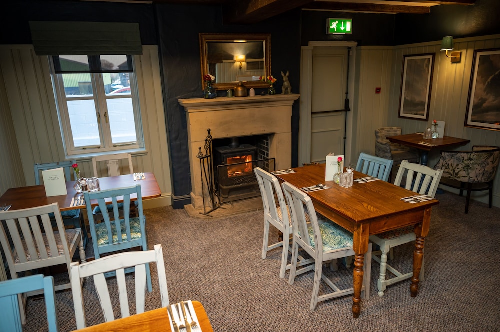 Berkshire Arms by Chef and Brewer Collection