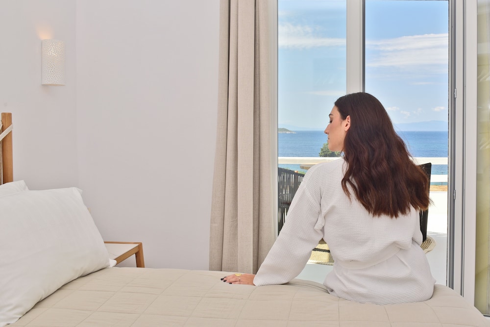 Natura Luxury Villas