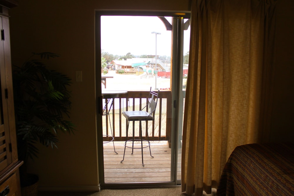 Flying L Ranch Resort