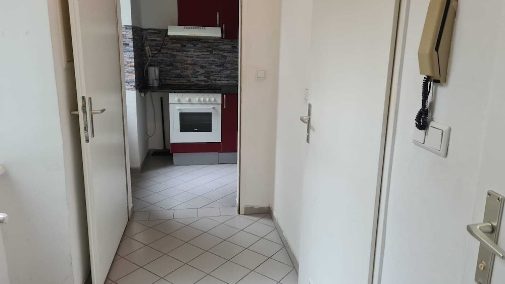 Comfortable 3BR Apartment Belvedere Area