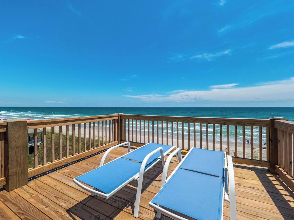 Next to Sea Gallery by Topsail Realty