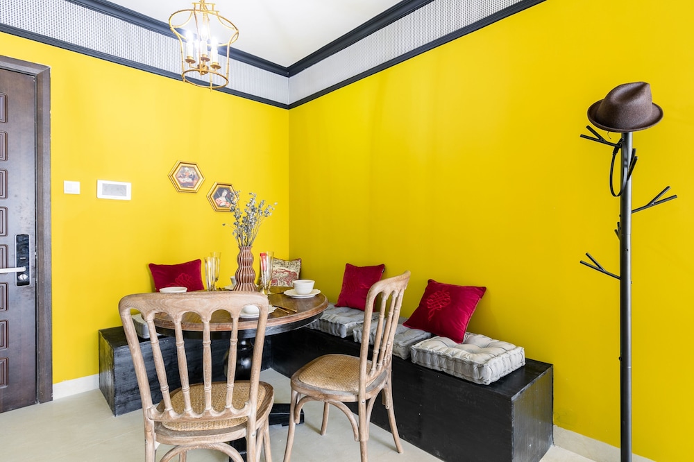Locals Boutique Apartment Huafa Plaza 25 view 2
