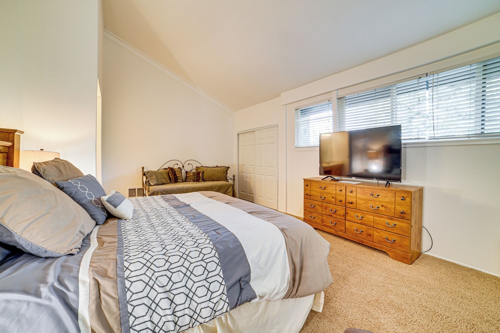 St Anton Condo in Mammoth Lakes!