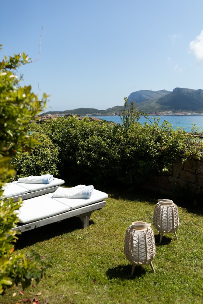 Casa Acqua e Pietra by Wonderful Italy