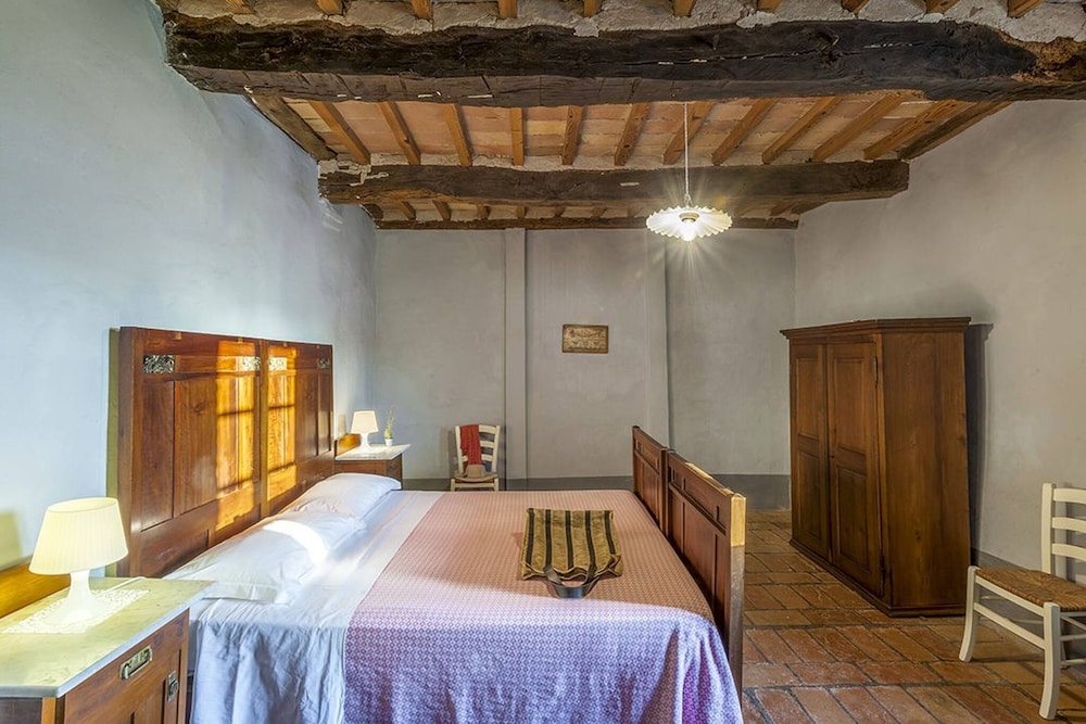 Checello 12 by Marche Holiday Villas