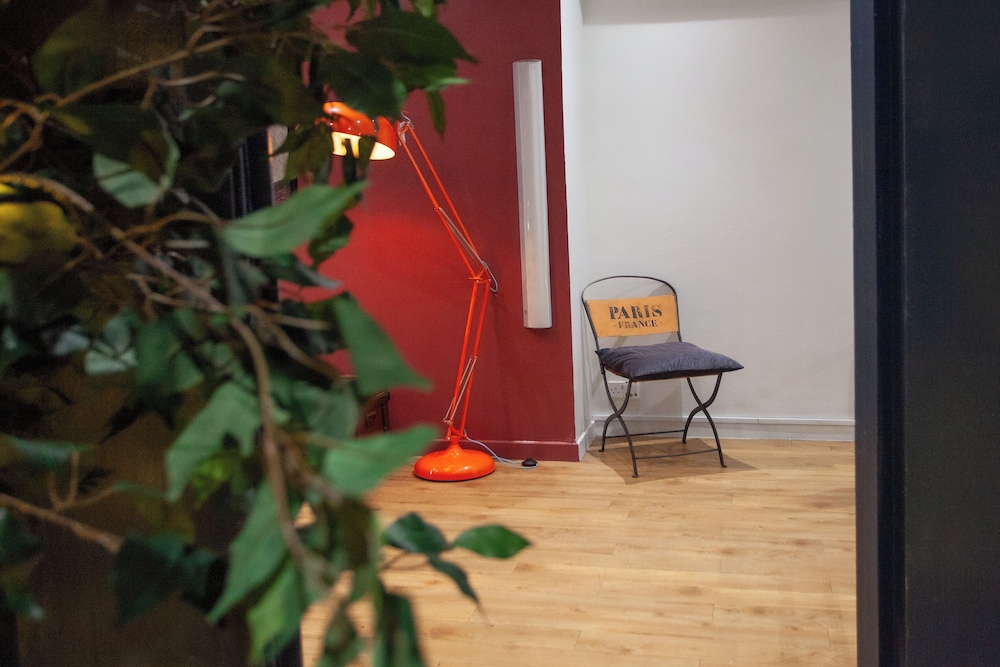 higgihaus 107 Sleeps 4 Monday - Friday