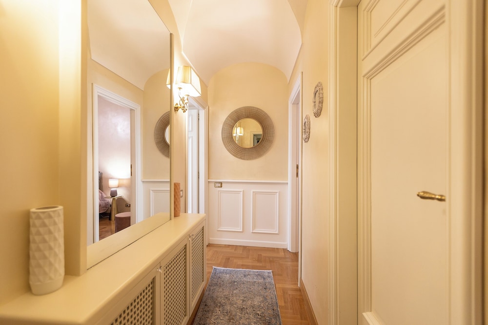 Ludovisi Apartment