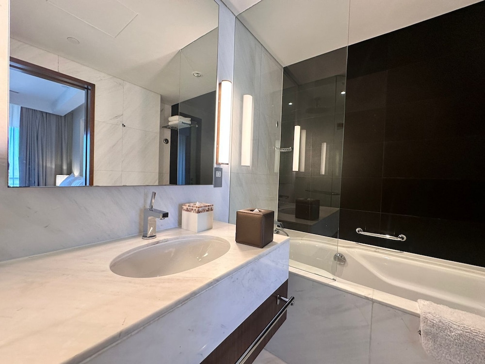 Durrani Homes – Dubai Mall Fashion Avenue