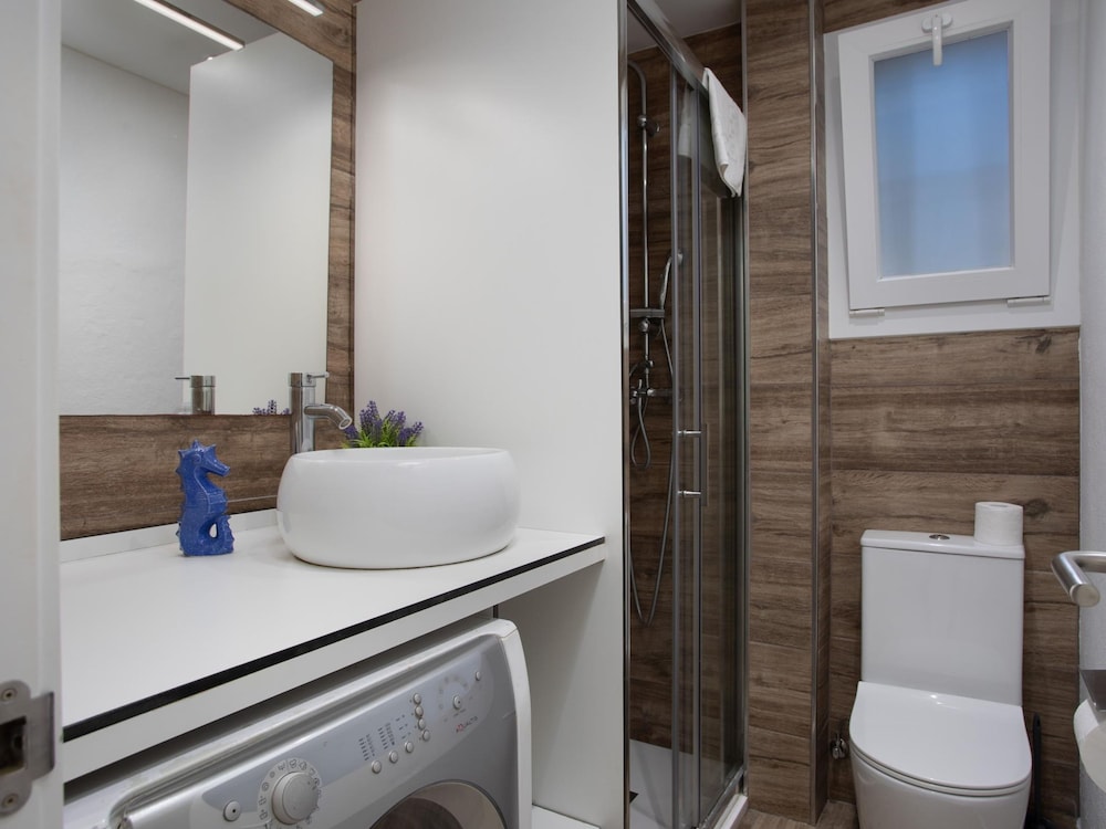 Apartament amb Piscina i Parquing Baixos amb Jard