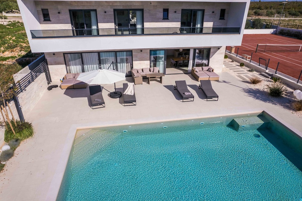 Villa Freedom
