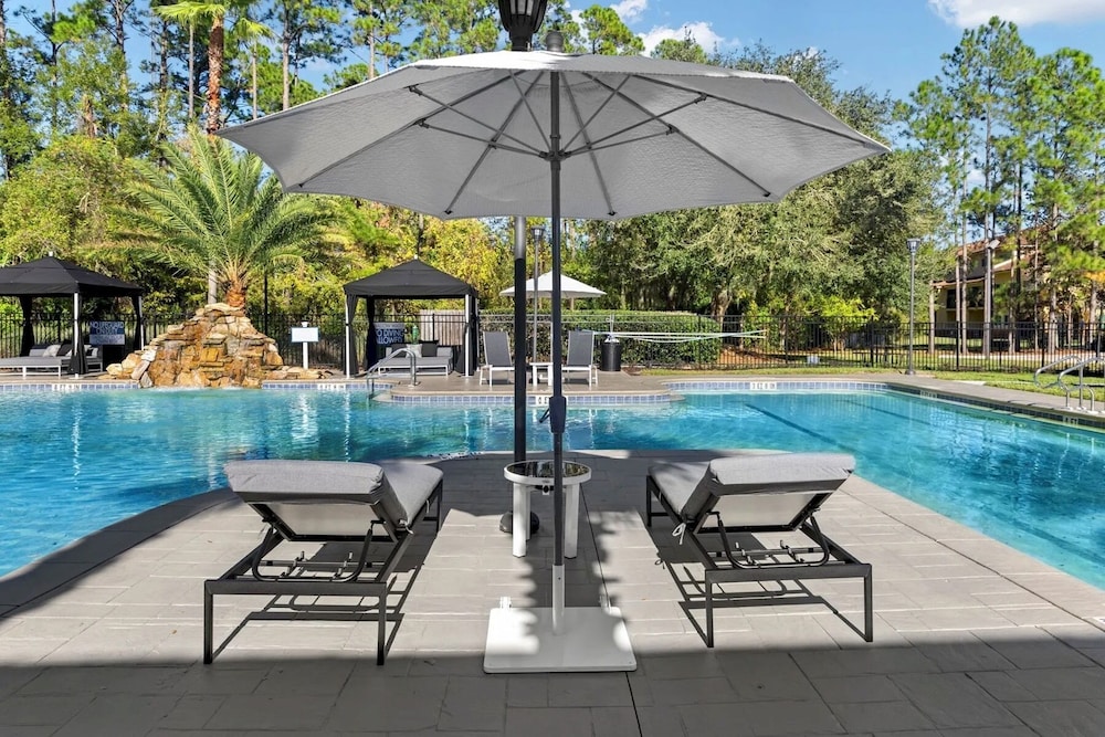 Landing Apartments Jacksonville - Southside