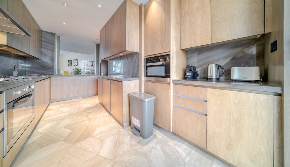 Five Palm Jumeirah Residences -Mint Stay