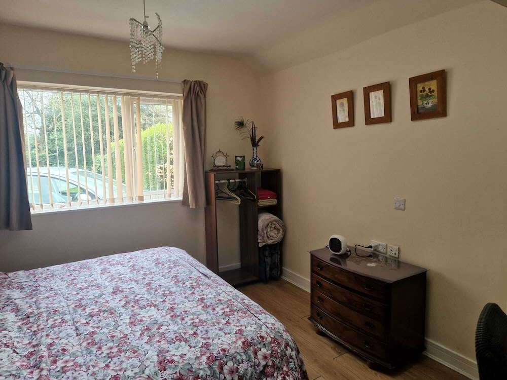 Studio/lickey Hills/near Attractions/garden/petok view 3