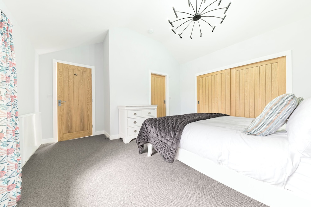 No 1 The Coach House