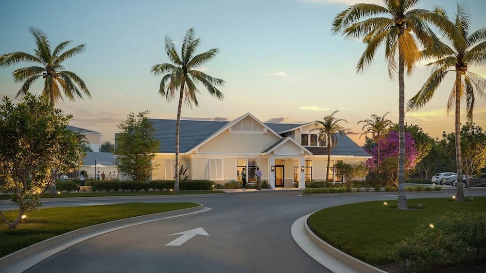 Landing Apartments Fort Myers near Eastwood Village