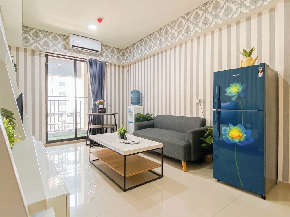 Monochrome 2Br Near Dian Harapan School At Apartment Meikarta