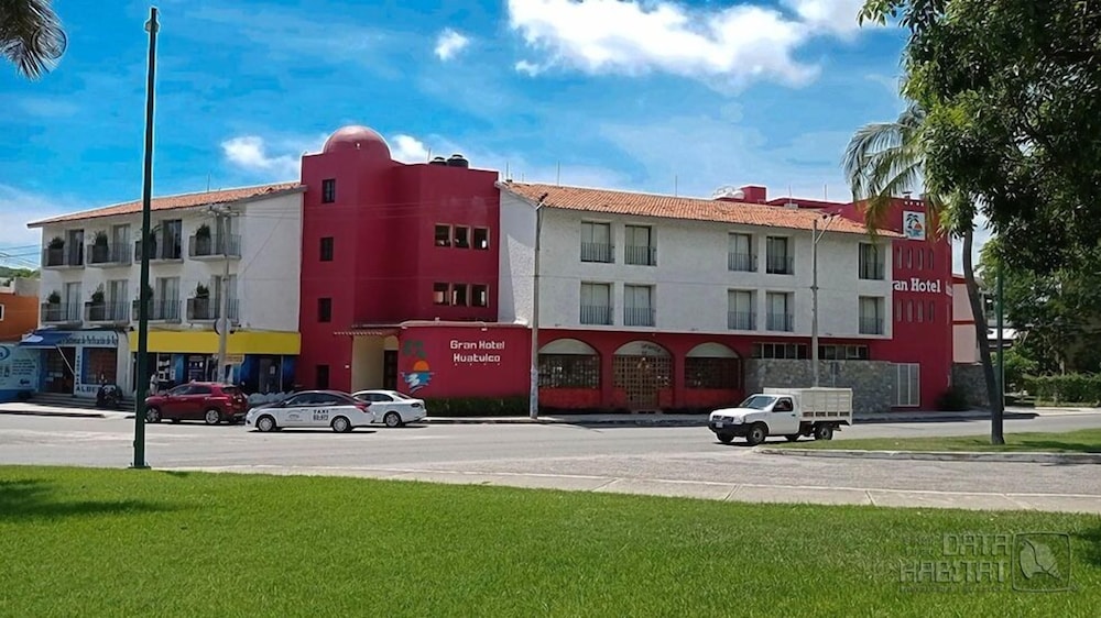 Gran Hotel Huatulco - Property Image 1
