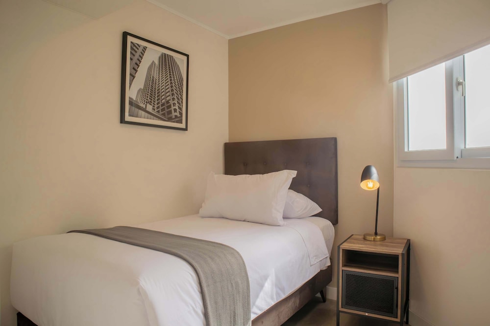 w Trendy 2BR Apartment w Pool in Barranco