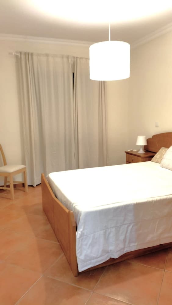 T2 Vila Bairos A C Piscina e Garagem Vilamoura