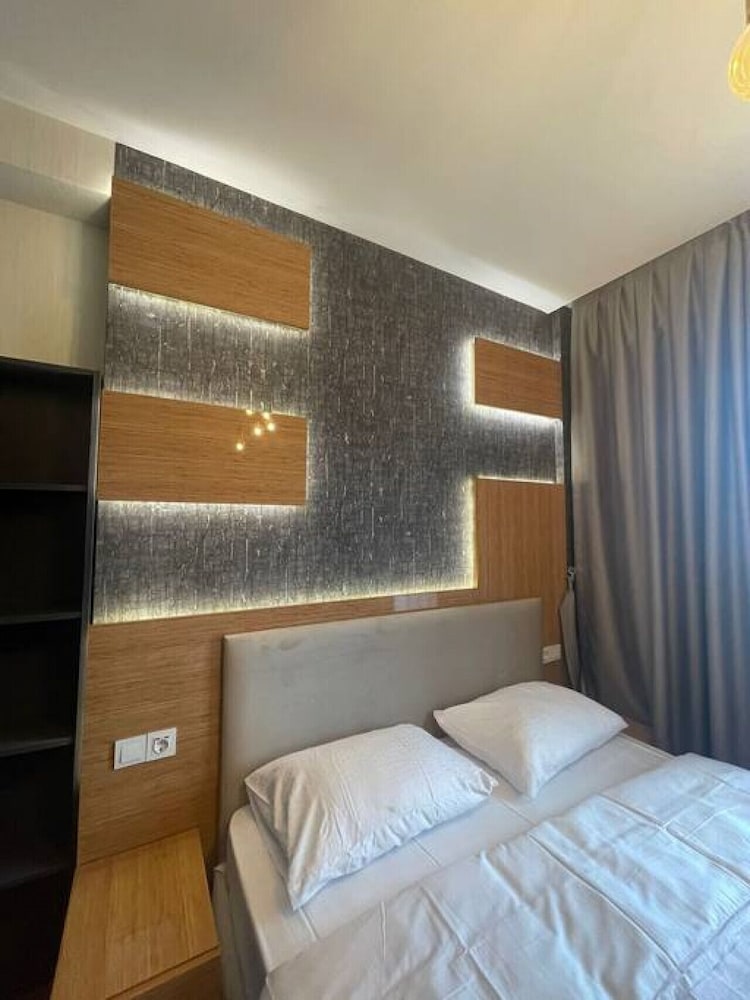 Stylish1 1 Apartment in Batisehir Near Mail of IST